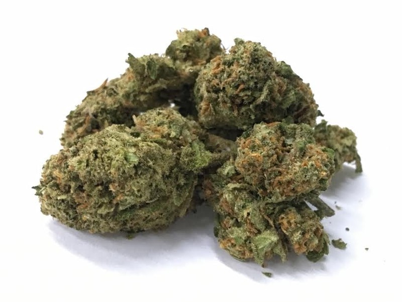 Dream Queen – Fruity, Citrus & Pine Aroma